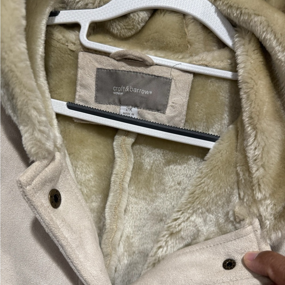 CROFT & BARROW Beige Faux Fur & Suede Hooded Coat - Picture 8 of 8